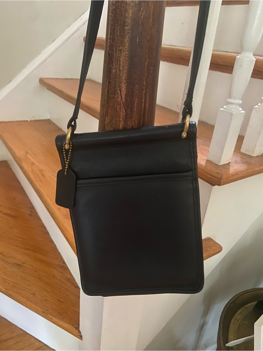 Vintage Coach Murphy 1990’s Leather Crossbody with Gold Turn-Lock - Picture 2 of 11